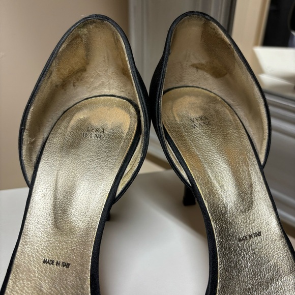 The Vera Wang Evening Collection Black Heeled Sandals - Sz 38 - Picture 4 of 9
